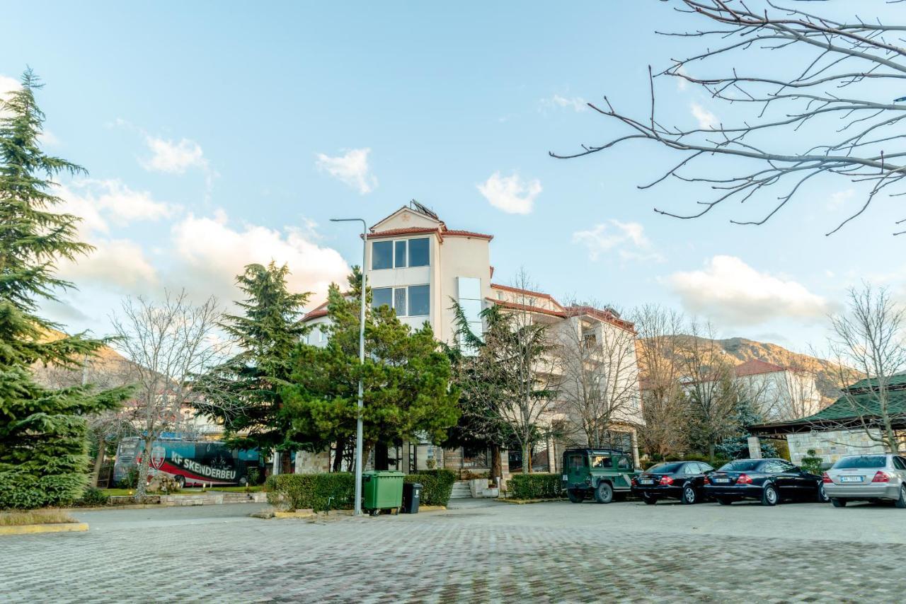 Hotel George Korce Ngoại thất bức ảnh