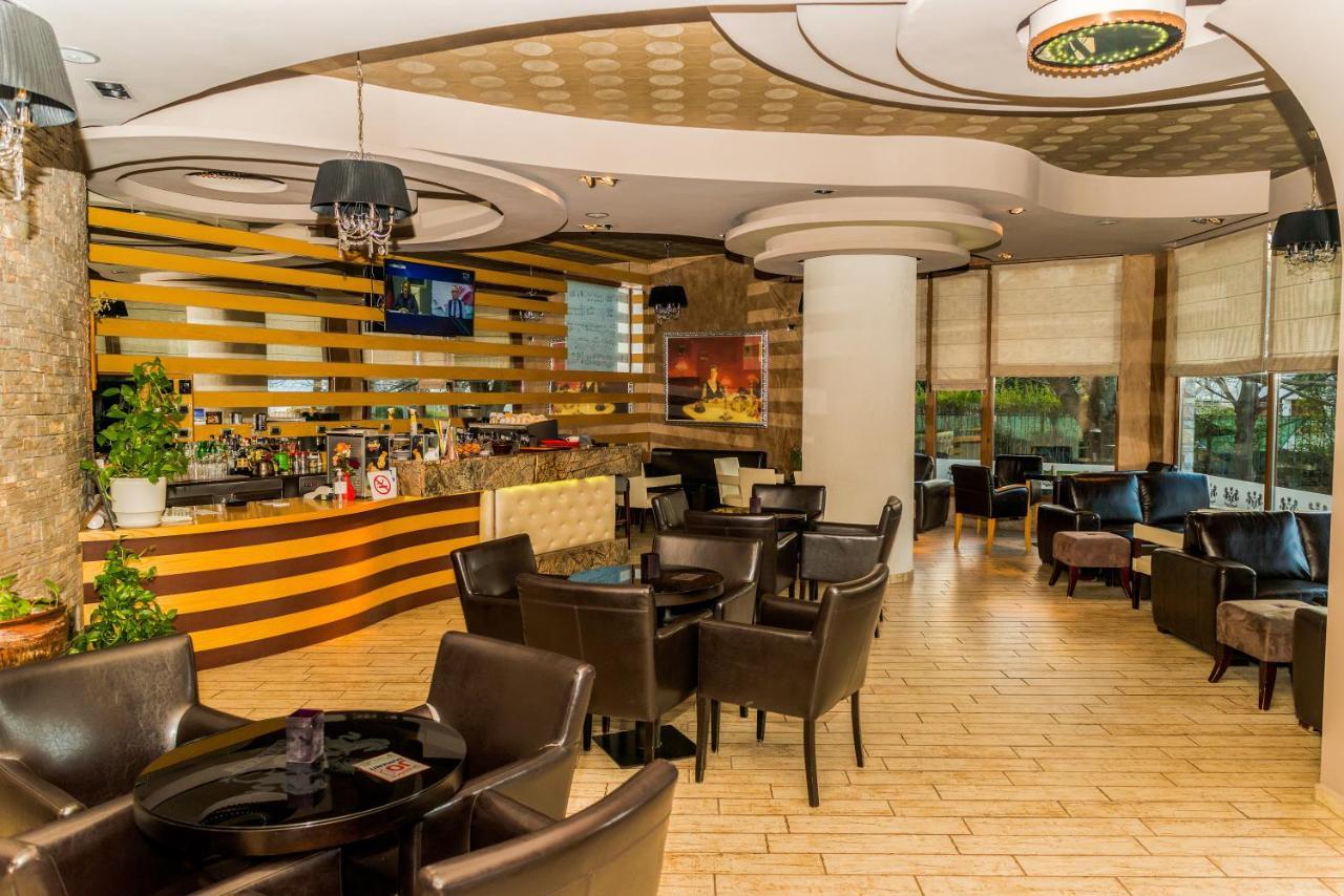 Hotel George Korce Ngoại thất bức ảnh