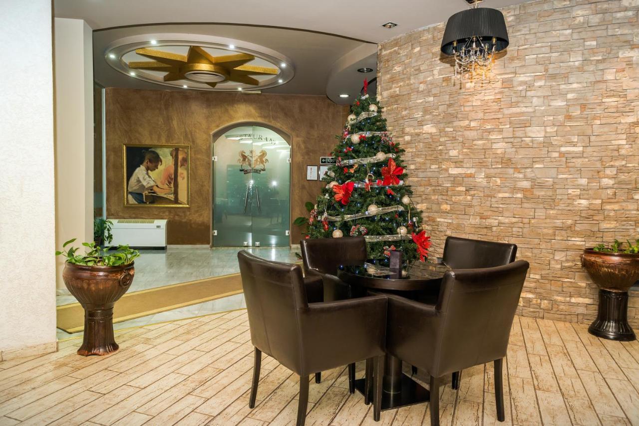 Hotel George Korce Ngoại thất bức ảnh